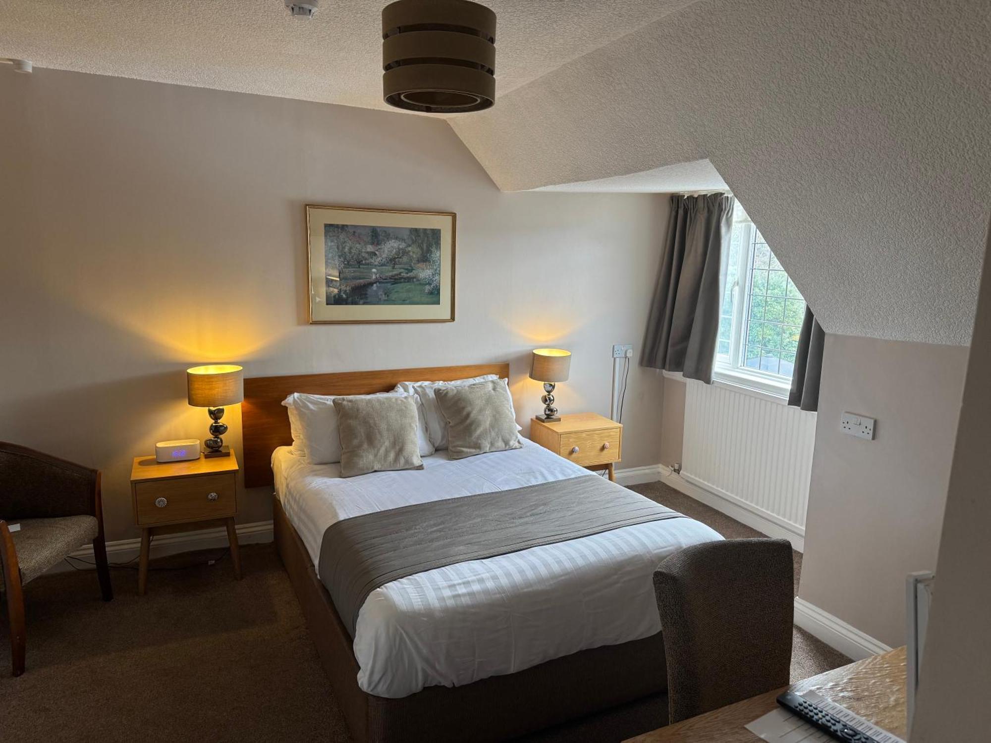 Oaklands Hotel Thorpe St Andrew ภายนอก รูปภาพ